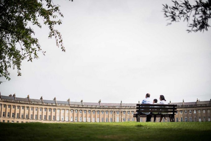Family photoshoot at the Royal Crescent in Bath
