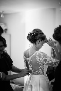 Bridal prep in the Cotswolds